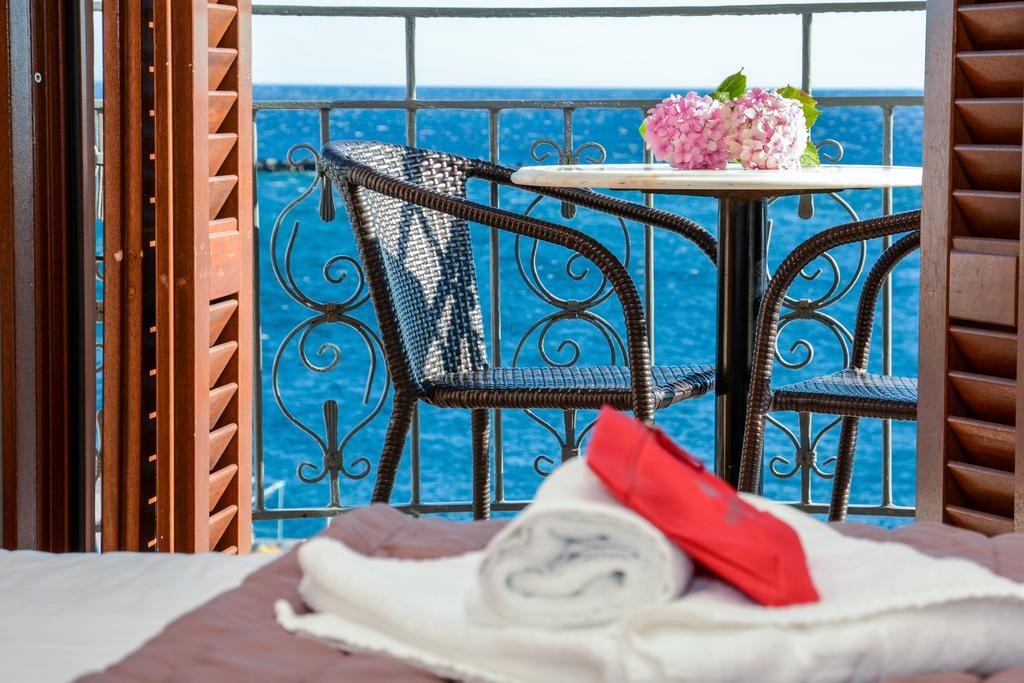 Poseidonio Hotel Tinos ภายนอก รูปภาพ