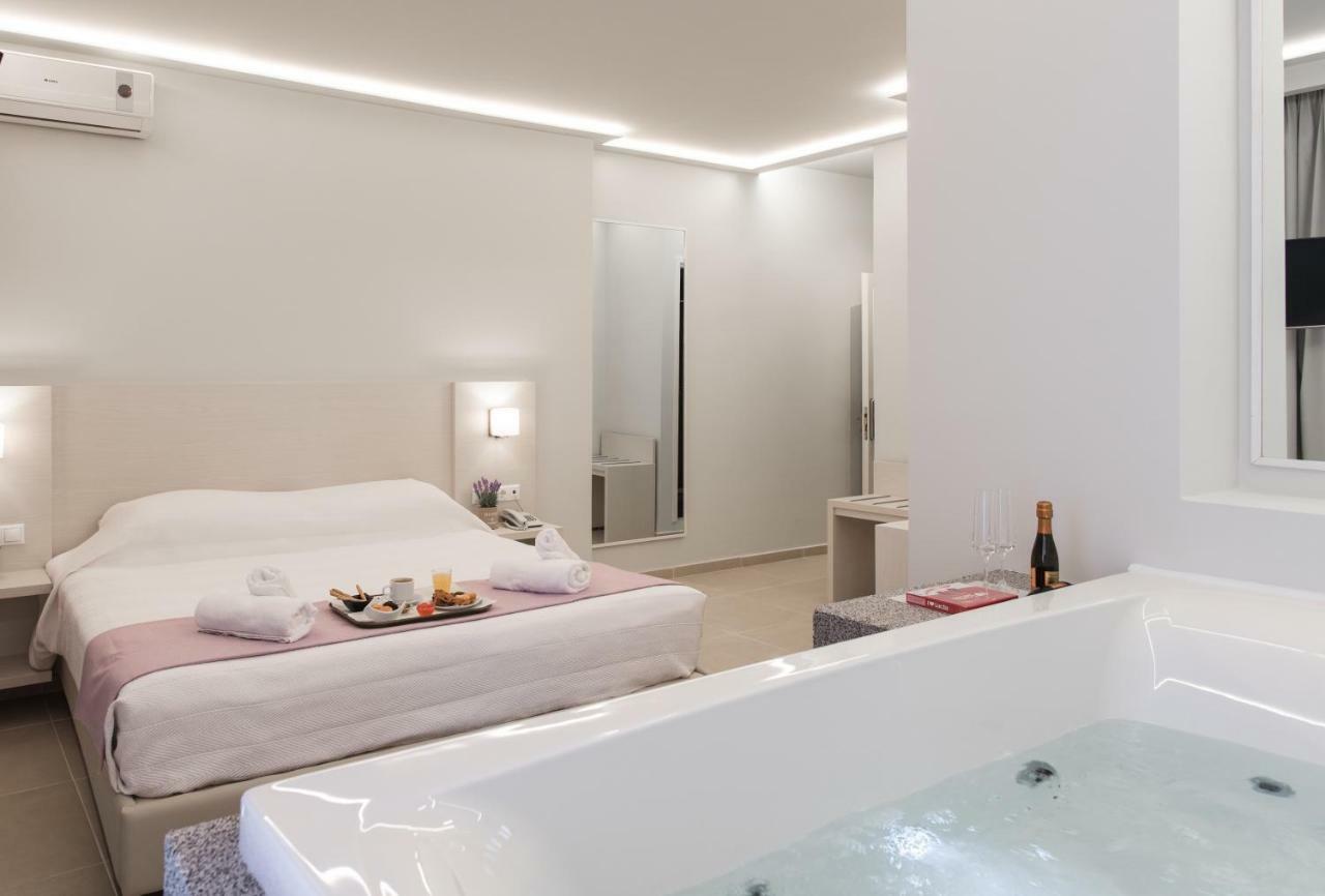 Poseidonio Hotel Tinos ภายนอก รูปภาพ
