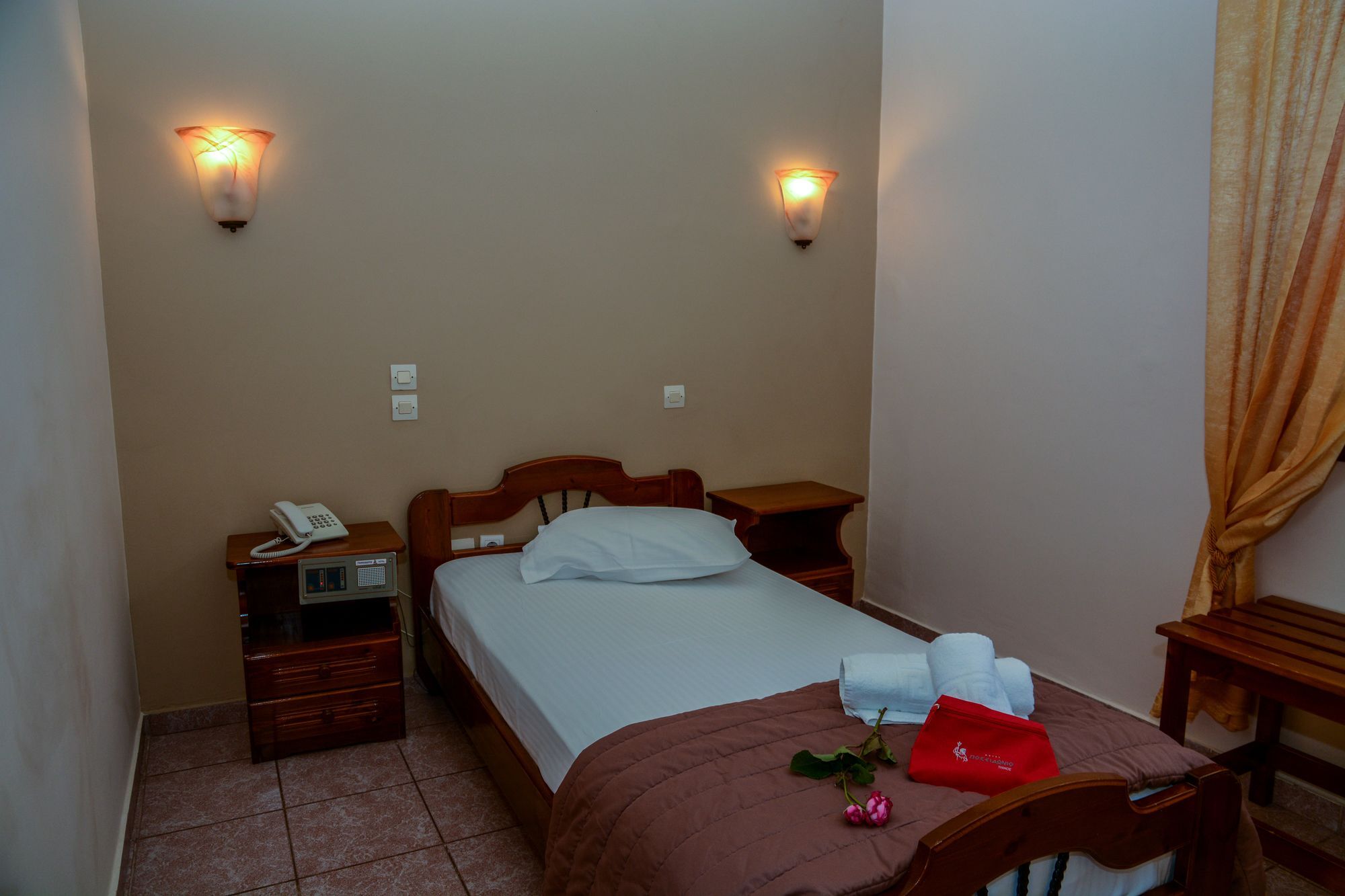 Poseidonio Hotel Tinos ภายนอก รูปภาพ