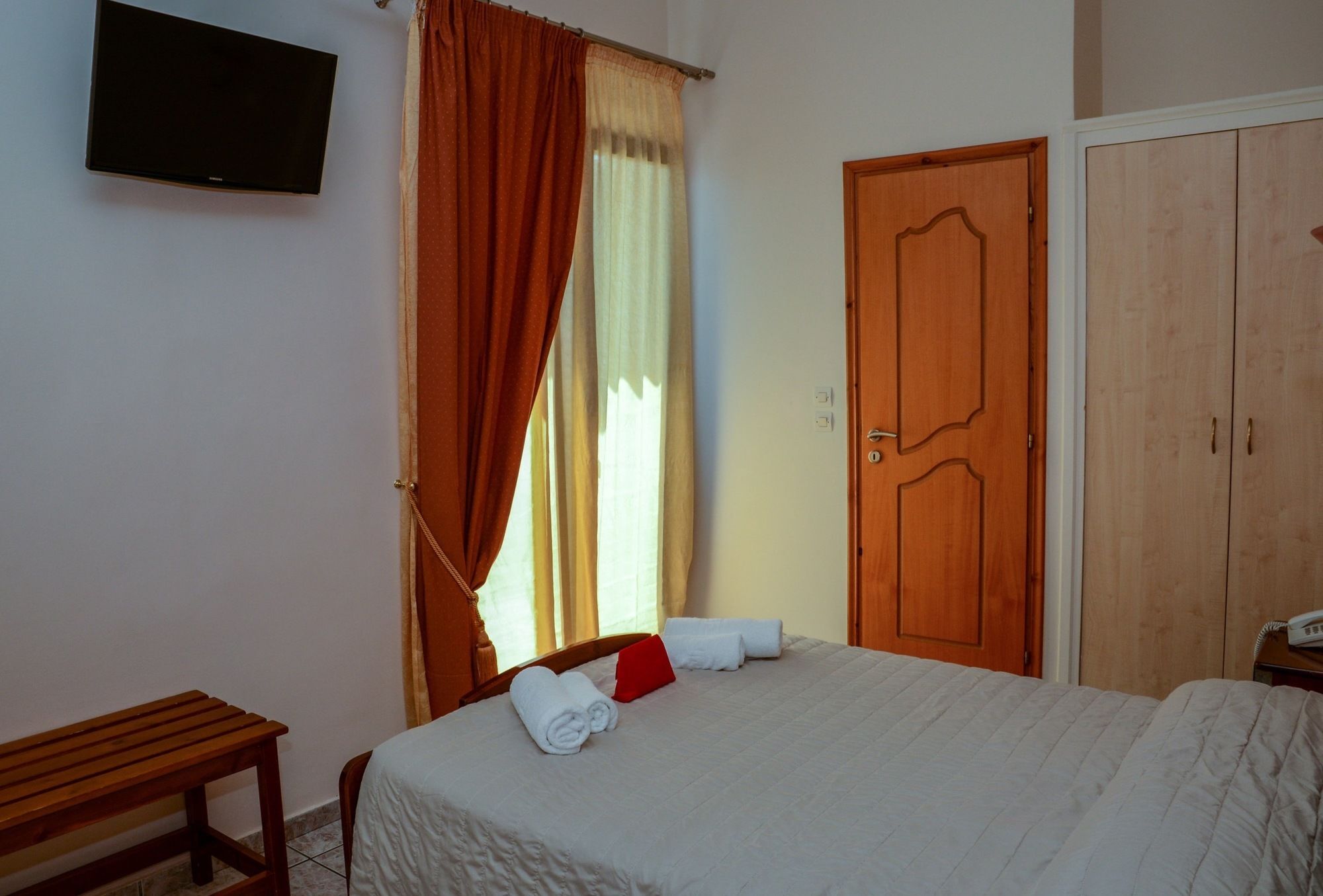 Poseidonio Hotel Tinos ภายนอก รูปภาพ